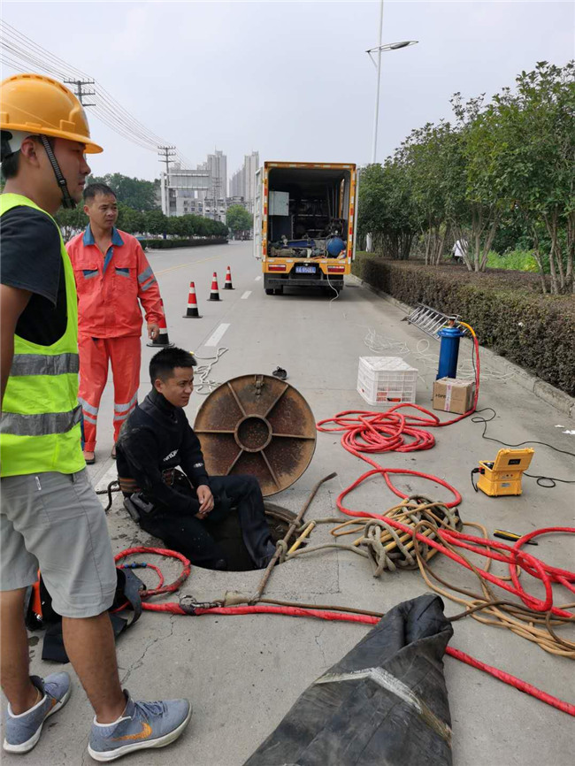 彭场镇翻衬法管道修复技术主要工序